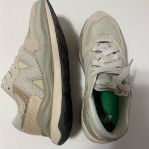 New balance 57/40 moonbeam sneakers